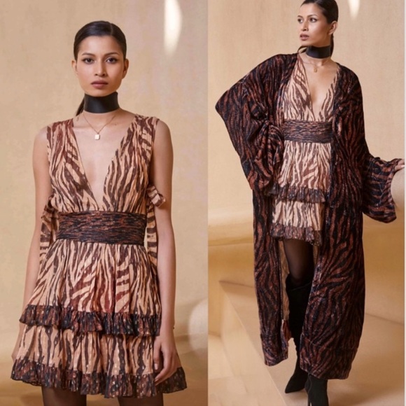 🤩NWT ROCOCO SAND DRESS 🥰👗💎 - Picture 3 of 3